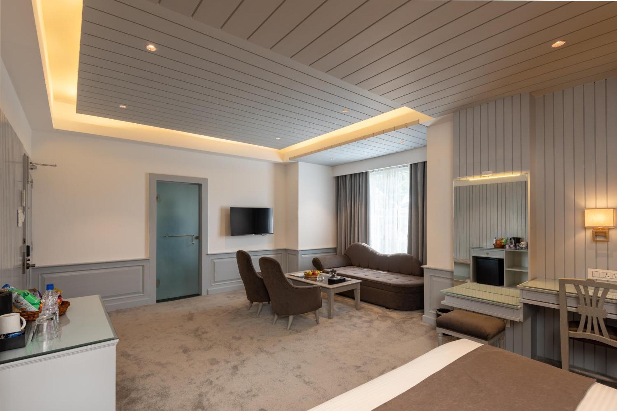 Hotel Grand Boulevard Durgjan 部屋 写真