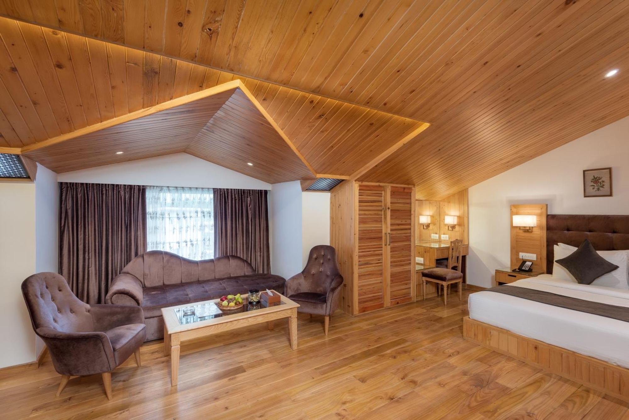 Hotel Grand Boulevard Durgjan 部屋 写真