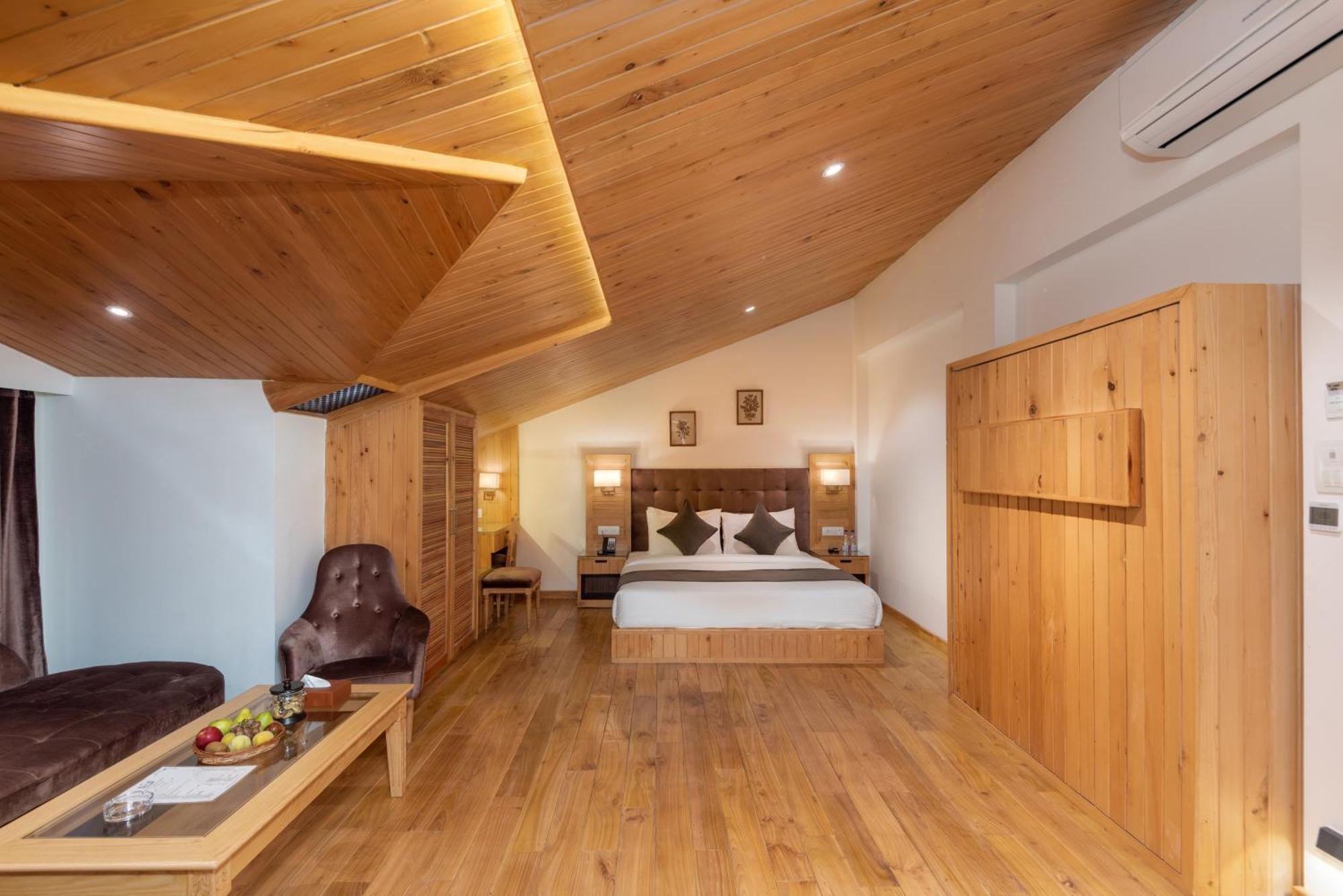 Hotel Grand Boulevard Durgjan 部屋 写真